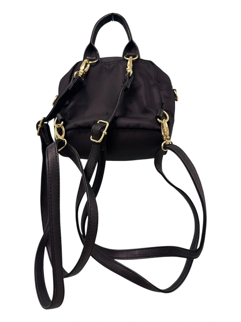 Steve Madden compact steve